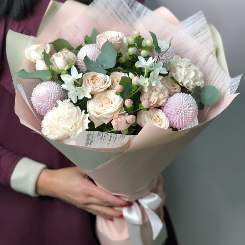 Букет цветов с днем рождения и других особых случаев жизни - на  Новокузнецкой
